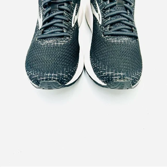 Brooks running shoes Revel 3 Running Shoes Black White Sneakers women size 7.5 - Picture 7 of 10